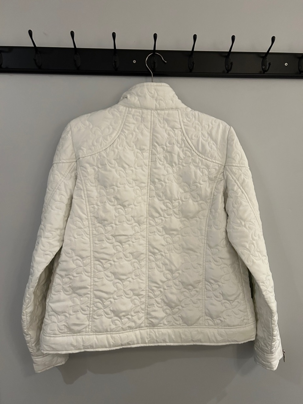 E Studio Jacket - Picture 5 of 6